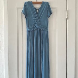 Pinkblush SMALL maternity / nursing friendly maxi dress
